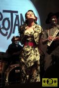 Zoe Devlin (UK) - The Trojans 2. Freedom Sounds Festival, Gebaeude 9, Koeln 02. Mai 2014 (12).JPG